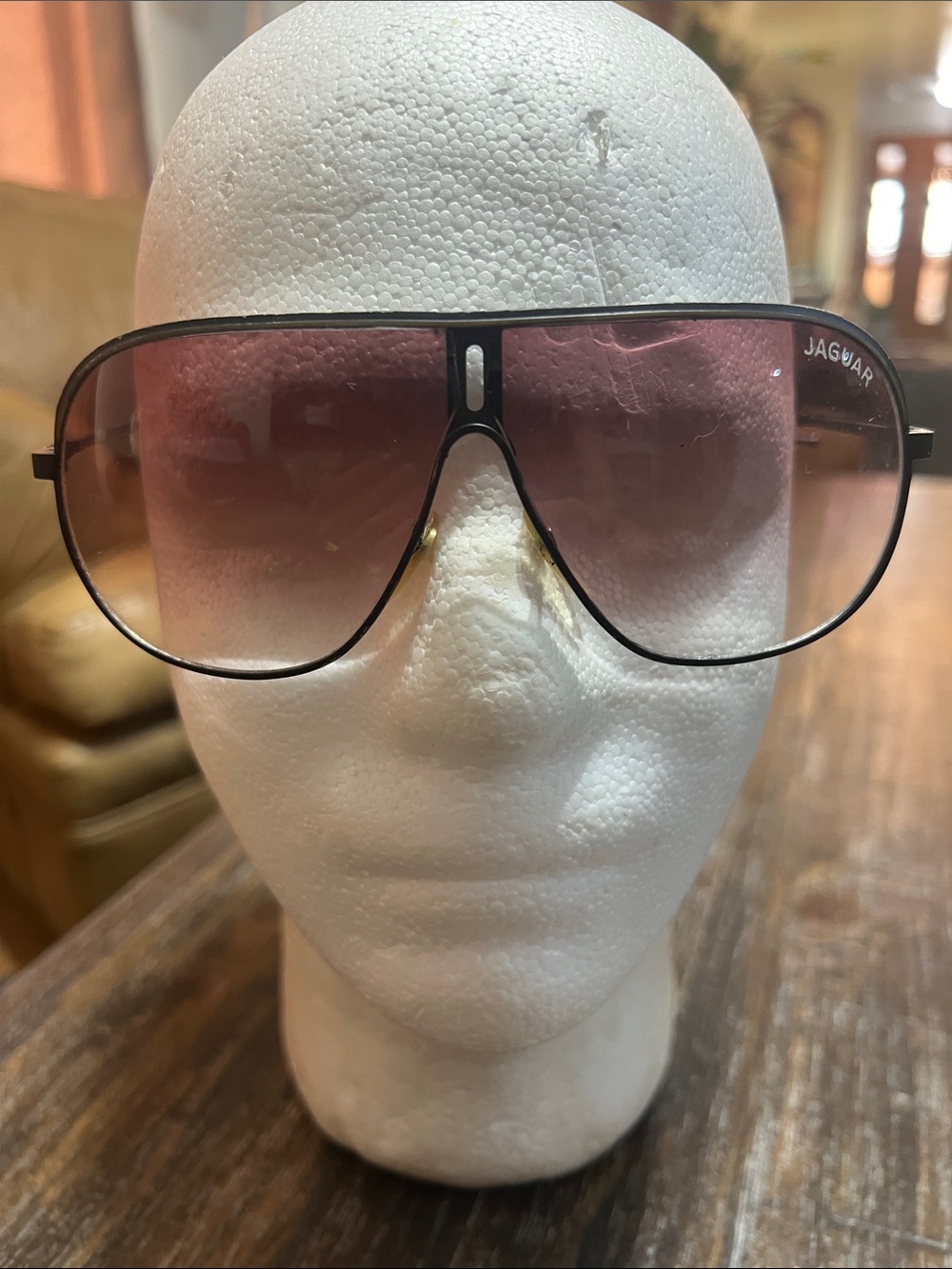 Vintage Jaguar Men’s Aviator Sunglasses with Pink Gradient Lenses